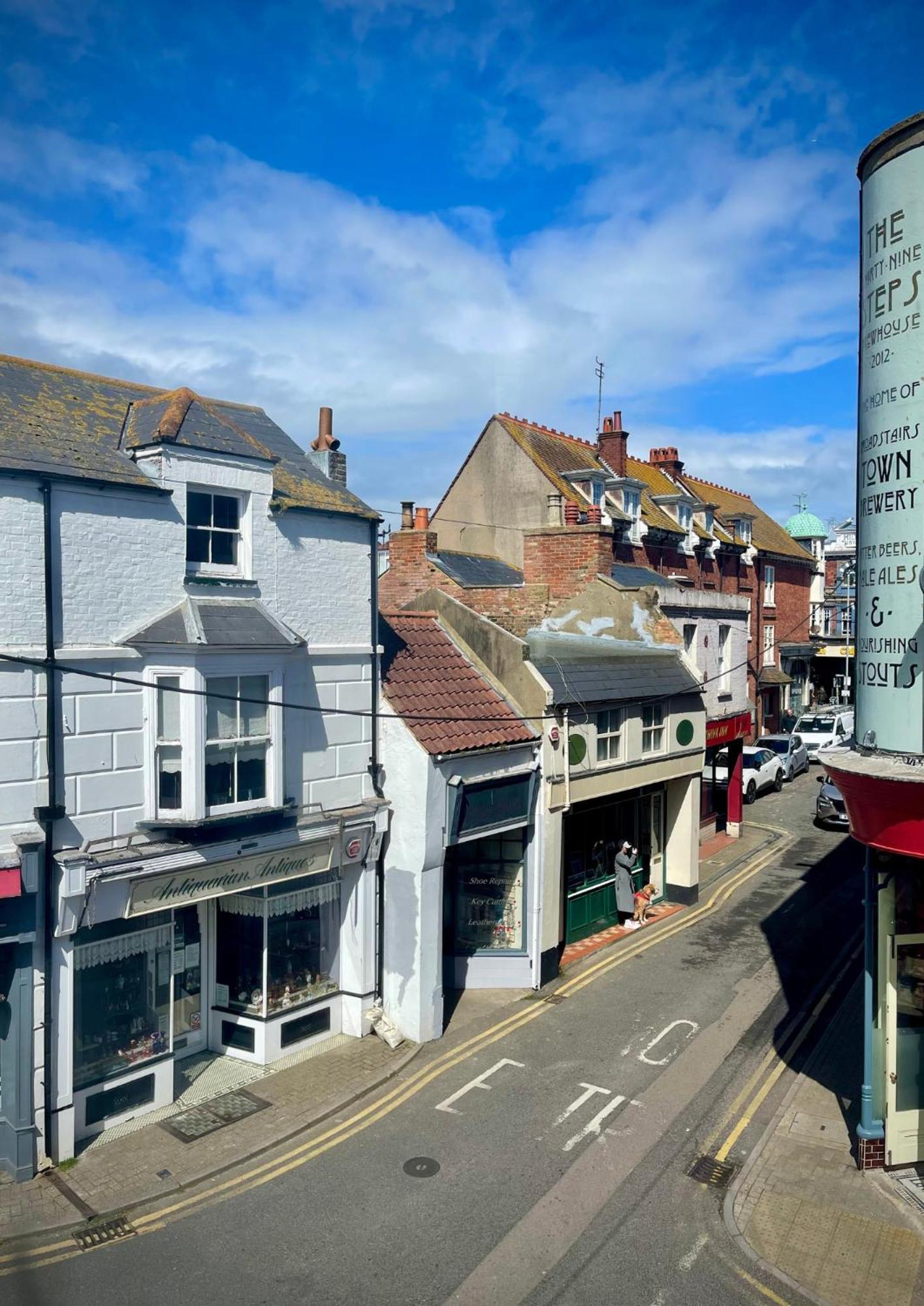 Ebenezer'S Place Broadstairs Extérieur photo